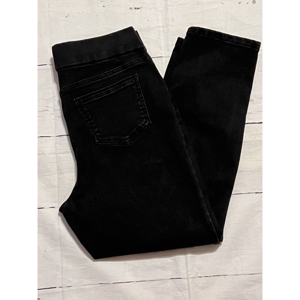 Liz Claiborne Amber Pull-On Jeans Straight Leg Size 8 Black Snap Ankles EUC